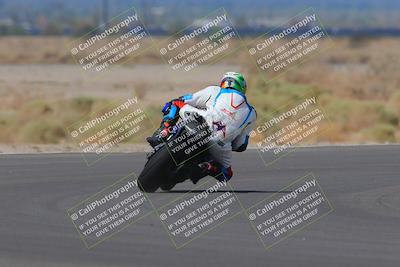 media/Sep-11-2022-SoCal Trackdays (Sun) [[81b7e951af]]/Turn 5 (1110am)/